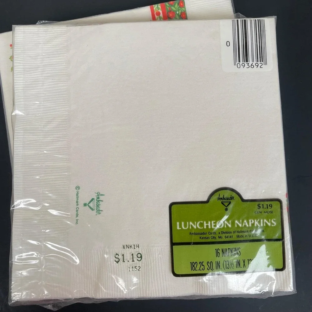 Vintage Ambassador Christmas Tree Cardinal Luncheon Napkins Red Green 2 Packs